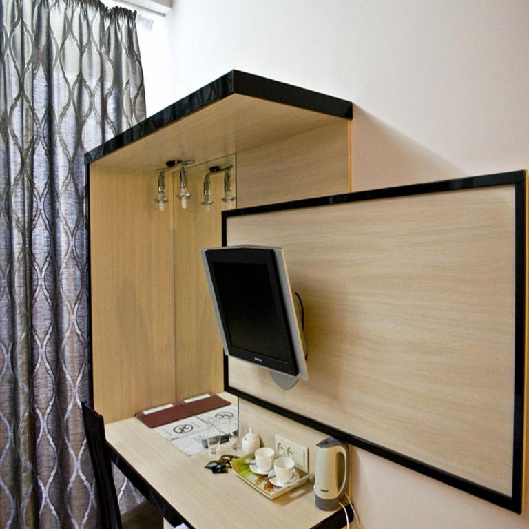 Staybridge Mini-Hotel In Most City Panoramic River View Dnipro Værelse billede