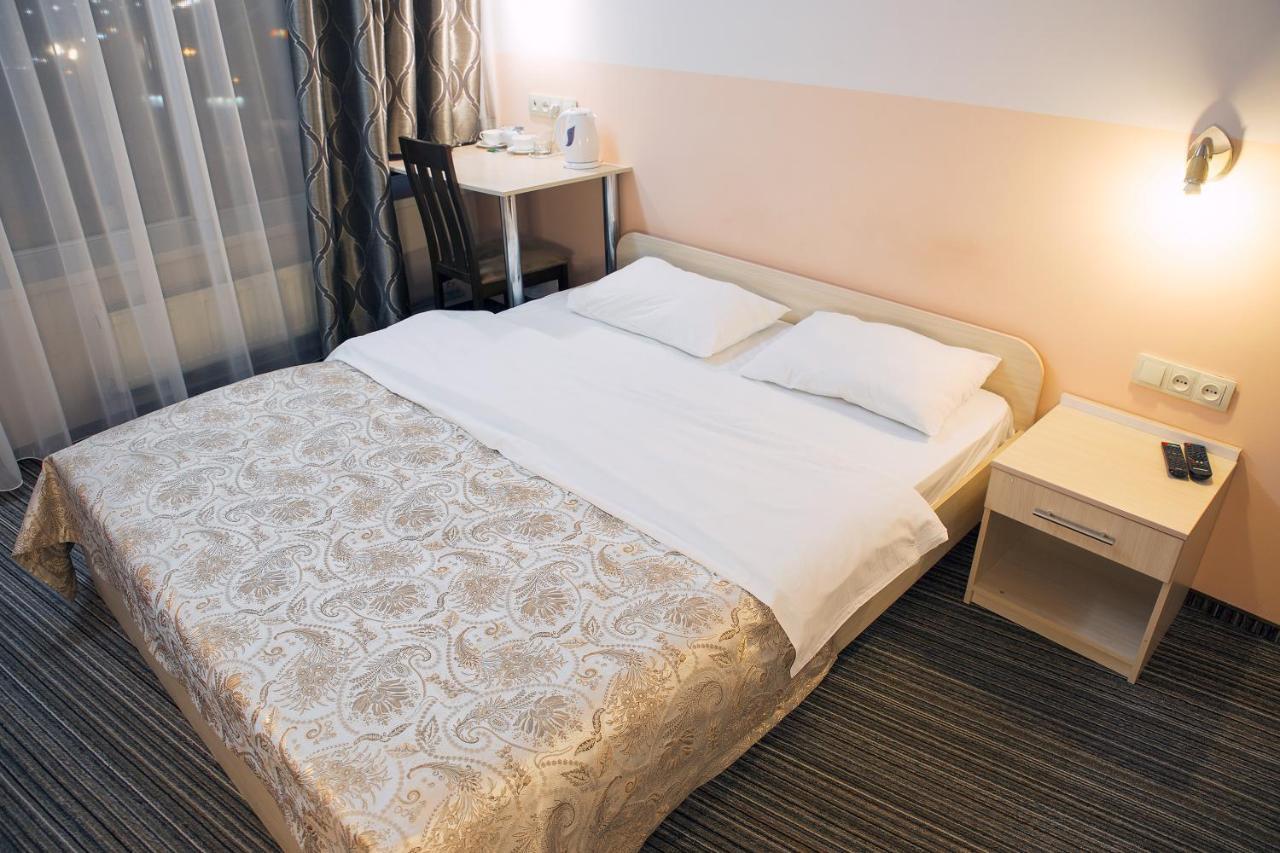 Staybridge Mini-Hotel In Most City Panoramic River View Dnipro Eksteriør billede