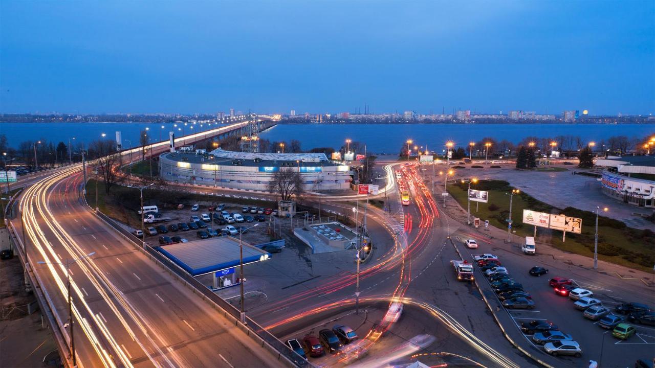 Staybridge Mini-Hotel In Most City Panoramic River View Dnipro Eksteriør billede